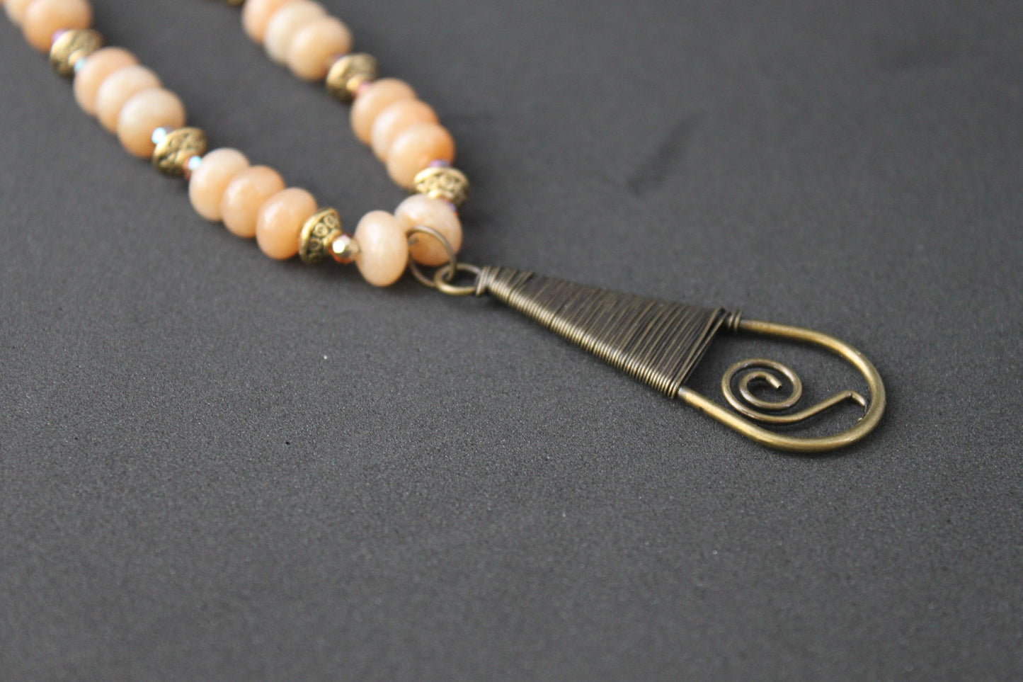 Agate Necklace with Bronze Pendant