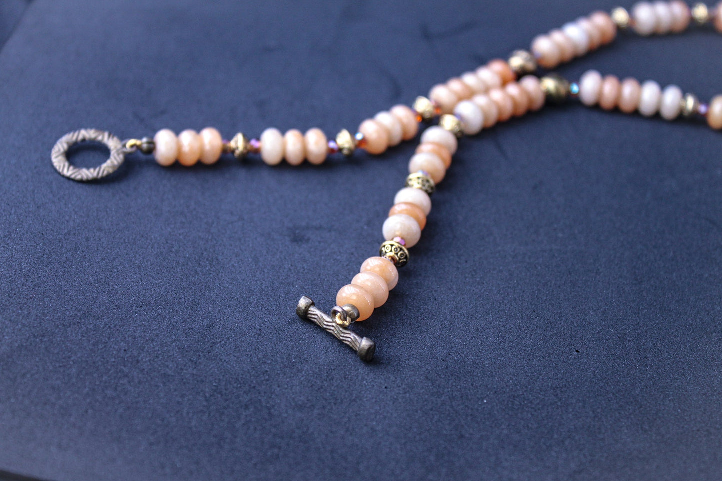 Agate Necklace with Bronze Pendant